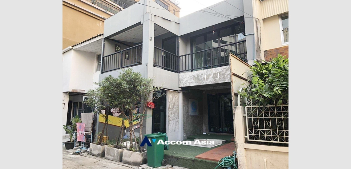  2  4 br Townhouse for rent and sale in Sukhumvit ,Bangkok BTS Phrom Phong 13002485