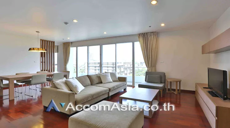 unit 3 Bedrooms  Apartment For Rent in Sukhumvit, Bangkok  near BTS Phrom Phong (13002531)