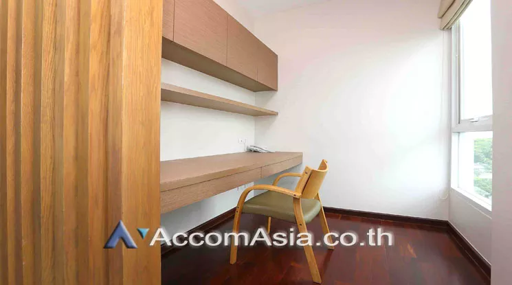  1  3 br Apartment For Rent in Sukhumvit ,Bangkok BTS Phrom Phong at Peaceful Living 13002531