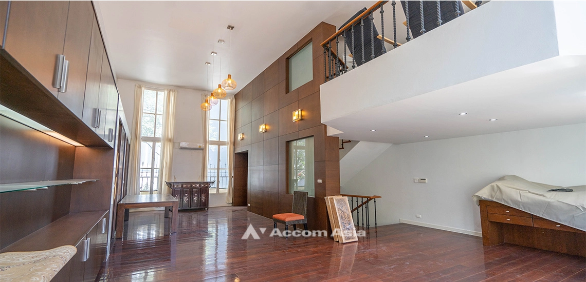  2  4 br House for rent and sale in Sukhumvit ,Bangkok BTS Thong Lo at Baan Klang Krung Thonglor 13002555