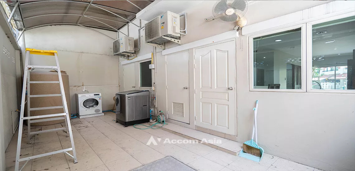 11  4 br House For Rent in Sukhumvit ,Bangkok BTS Thong Lo at Baan Klang Krung Thonglor 13002555