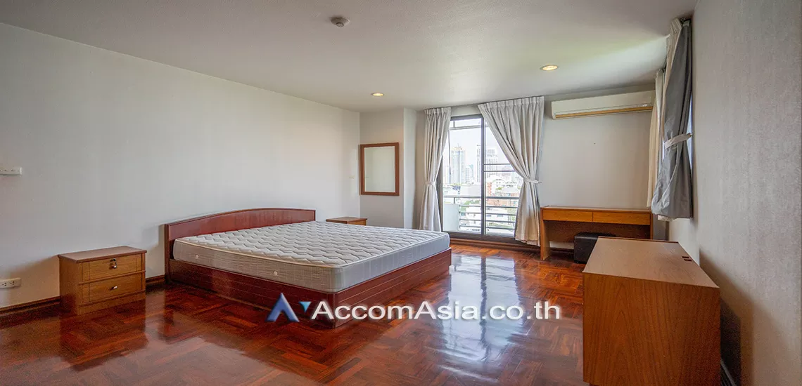 6  3 br Apartment For Rent in Sukhumvit ,Bangkok BTS Thong Lo at Greenery Space In Bangkok 13002565