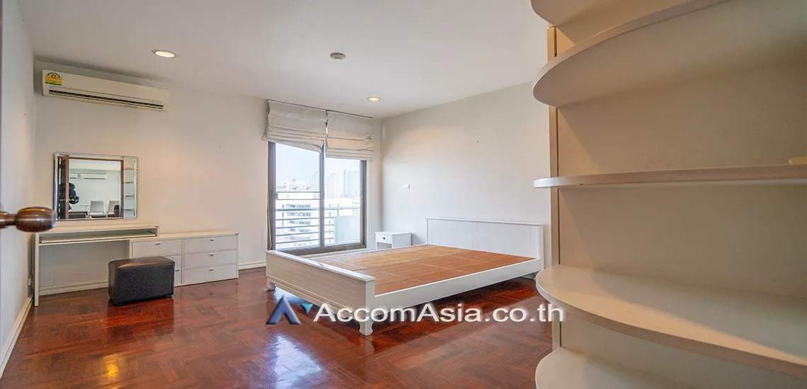 7  3 br Apartment For Rent in Sukhumvit ,Bangkok BTS Thong Lo at Greenery Space In Bangkok 13002565