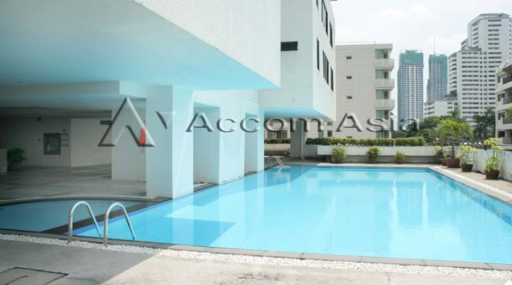 unit 2 Bedrooms  Condominium For Rent in Sukhumvit, Bangkok  near BTS Phrom Phong (13002582)