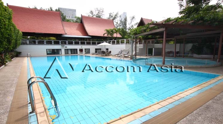 Pet friendly |  Children Dreaming Place - Garden Apartment  3 Bedroom for Rent MRT Lumphini in Sathorn Bangkok