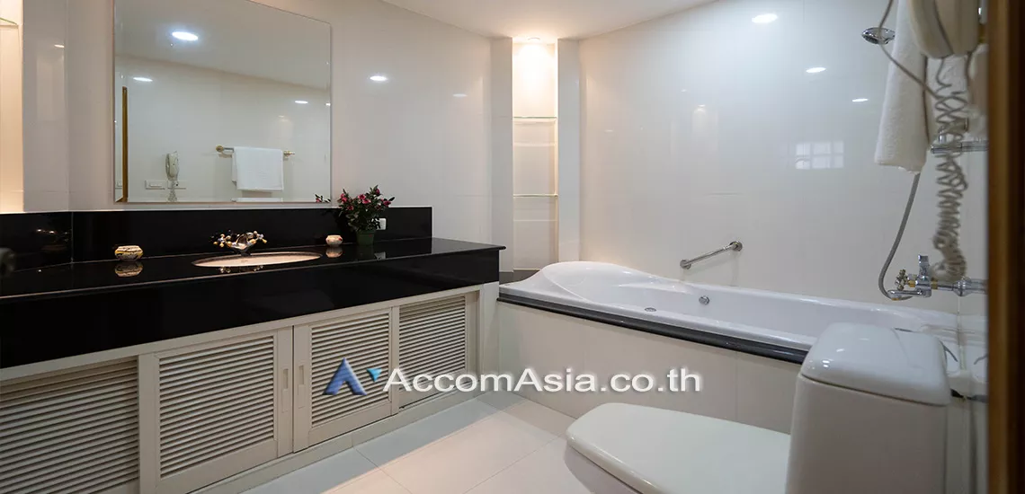 7  2 br Apartment For Rent in Sukhumvit ,Bangkok BTS Phrom Phong at Classic Style - High Standard Apartment in a Prime Location 10244