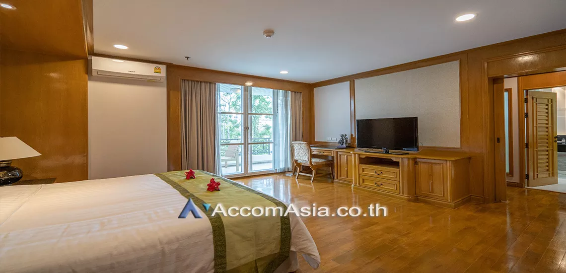 6  2 br Apartment For Rent in Sukhumvit ,Bangkok BTS Phrom Phong at Classic Style - High Standard Apartment in a Prime Location 10244