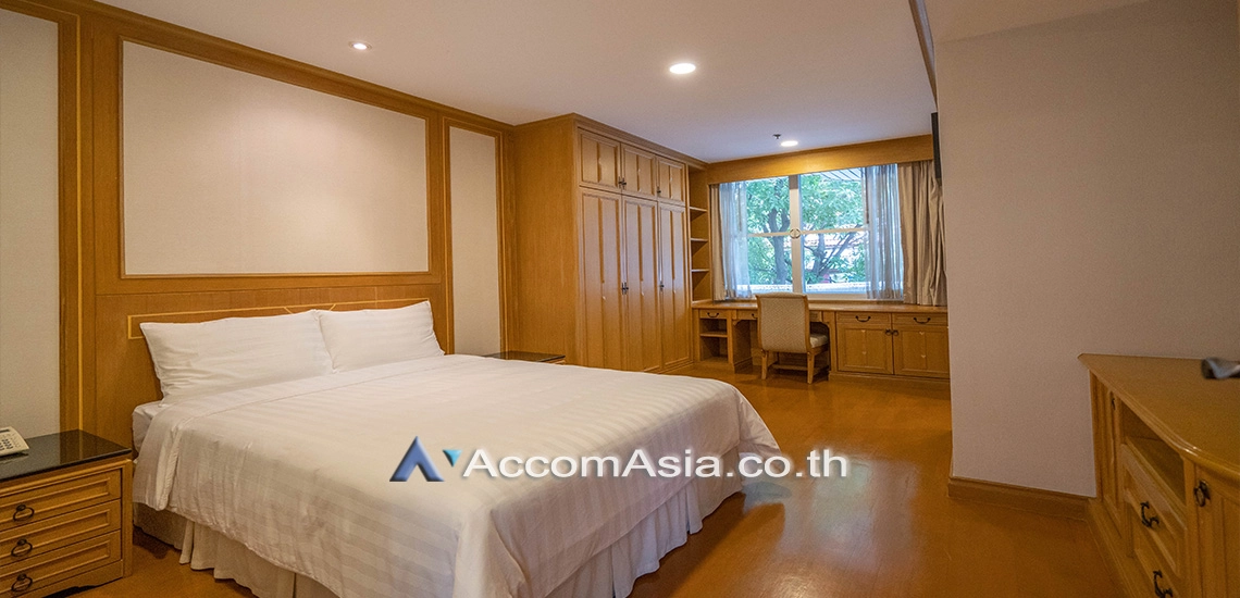 5  2 br Apartment For Rent in Sukhumvit ,Bangkok BTS Phrom Phong at Classic Style - High Standard Apartment in a Prime Location 10245