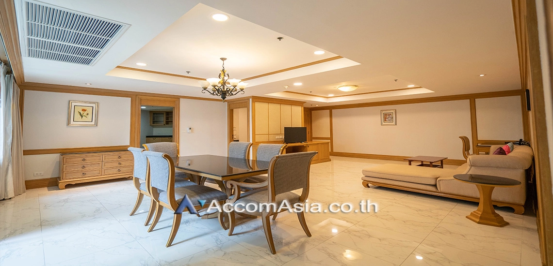 unit 2 Bedrooms  Apartment For Rent in Sukhumvit, Bangkok  near BTS Phrom Phong (10245)