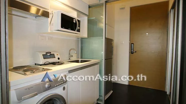 Double High Ceiling, Duplex Condo, Pet friendly |  1 Bedroom  Condominium For Rent in Sukhumvit, Bangkok  near BTS Thong Lo (13002667)