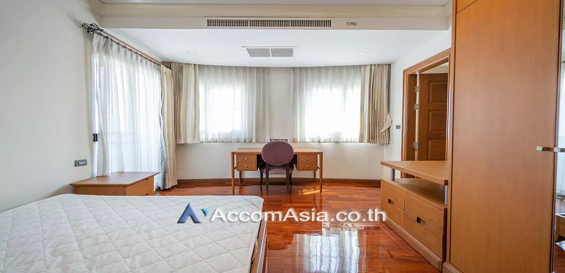 8  3 br Apartment For Rent in Sukhumvit ,Bangkok BTS Nana at Fully Furnished Suites 13002669