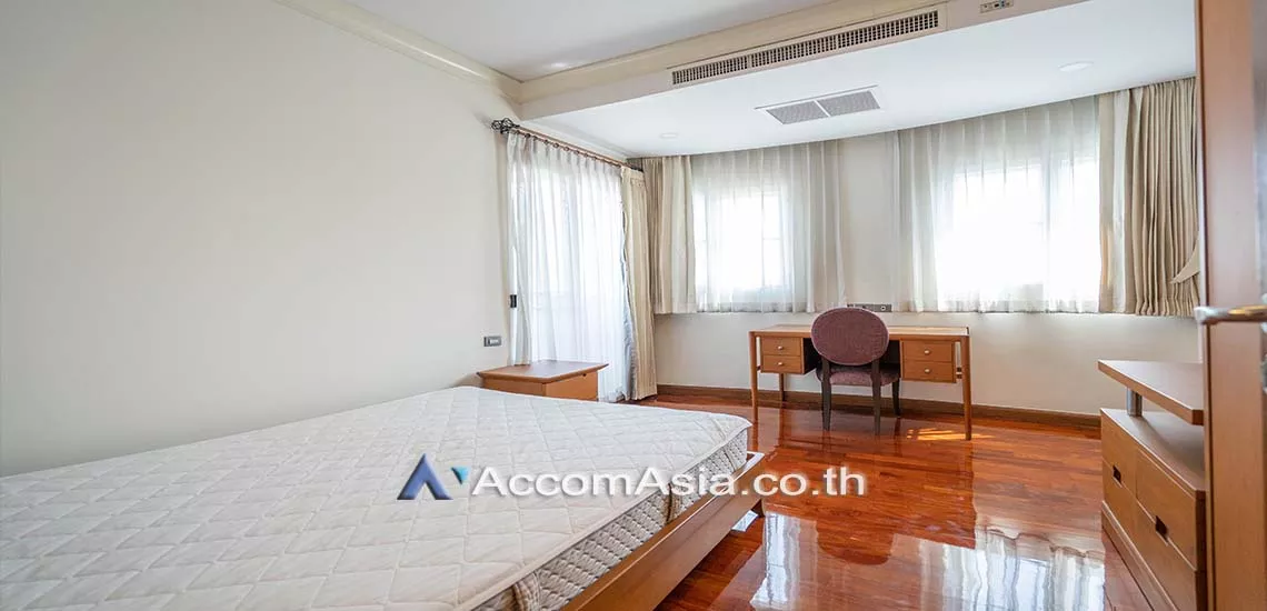 7  3 br Apartment For Rent in Sukhumvit ,Bangkok BTS Nana at Fully Furnished Suites 13002669