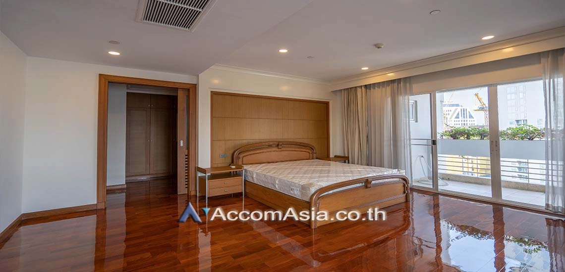 9  3 br Apartment for rent and sale in Sukhumvit ,Bangkok BTS Nana at Fully Furnished Apartment, Only 2 mins walk to BTS 13002669