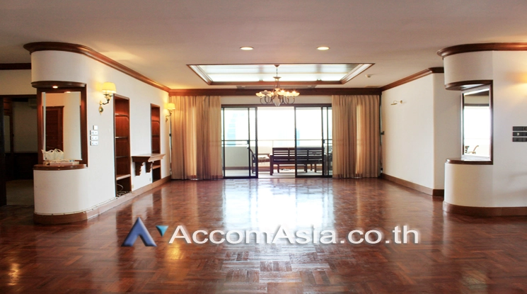 unit 3 Bedrooms  Condominium For Rent & Sale in Sukhumvit, Bangkok  near BTS Nana (13002676)