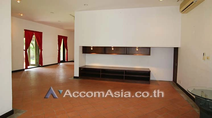 unit 2 Bedrooms  House For Rent & Sale in Sathorn, Bangkok  (13002679)