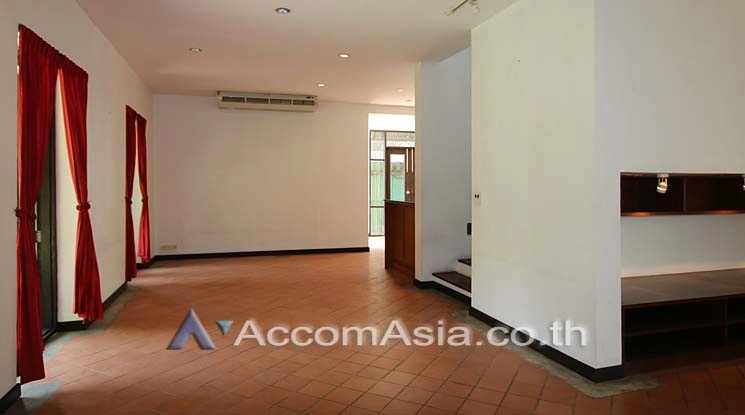 unit 2 Bedrooms  House For Rent & Sale in Sathorn, Bangkok  (13002679)