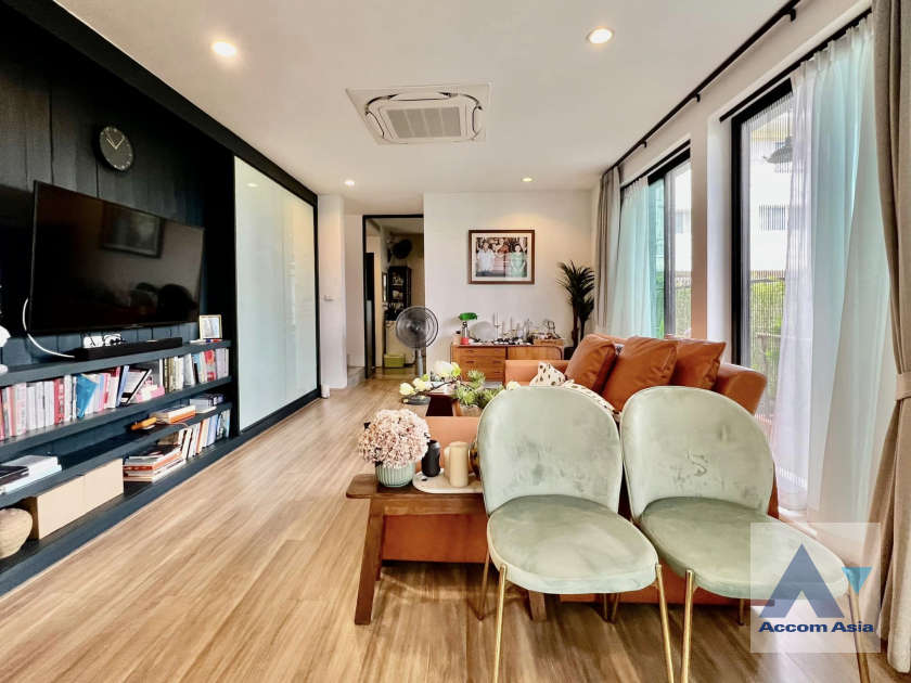2 BRTownhouse in Bangkok (13002680)