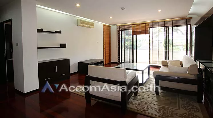 10  3 br Apartment For Rent in Ploenchit ,Bangkok BTS Ploenchit - MRT Lumphini at Low rised Apartment in Ruamrudee AA10004