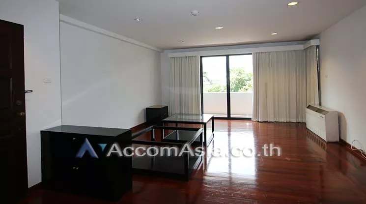 2  3 br Apartment For Rent in Ploenchit ,Bangkok BTS Ploenchit - MRT Lumphini at Low rised Apartment in Ruamrudee AA10036