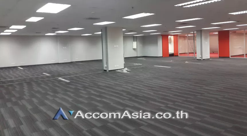  1  Office Space For Rent in Phaholyothin ,Bangkok BTS Phaya Thai - ARL Phayathai at Siripinyo Building AA10077