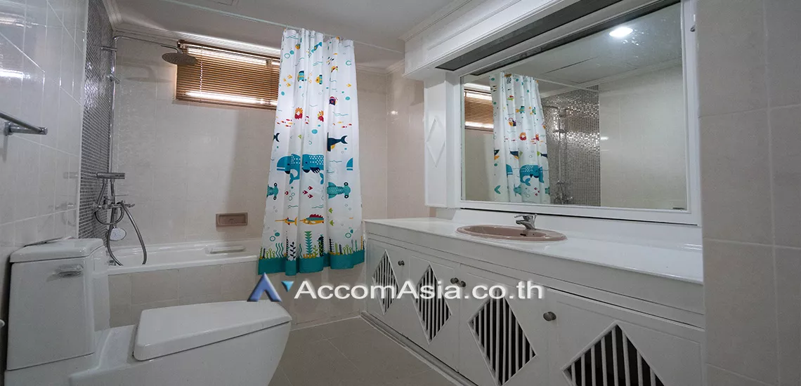 9  3 br Apartment For Rent in Sukhumvit ,Bangkok BTS Phrom Phong at Pet friendly - High rise Apartment in Phrom Phong AA10096