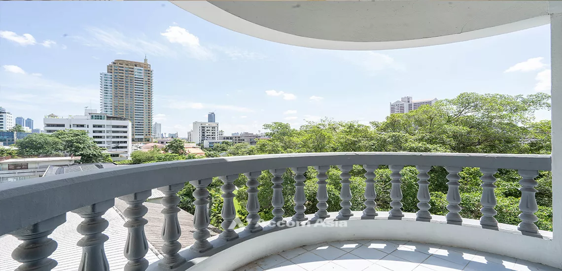 5  3 br Condominium For Rent in Sukhumvit ,Bangkok BTS Phrom Phong at Royal Castle AA10100