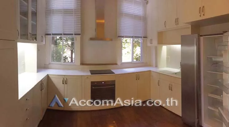 6  3 br House For Rent in Sukhumvit ,Bangkok BTS Asok - MRT Sukhumvit at House in Compound AA10114