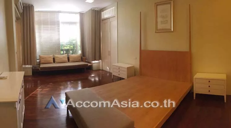 8  3 br House For Rent in Sukhumvit ,Bangkok BTS Asok - MRT Sukhumvit at House in Compound AA10114