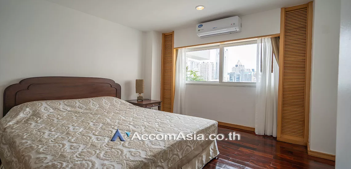5  3 br Apartment For Rent in Sathorn ,Bangkok MRT Lumphini at Living with natural 2002004