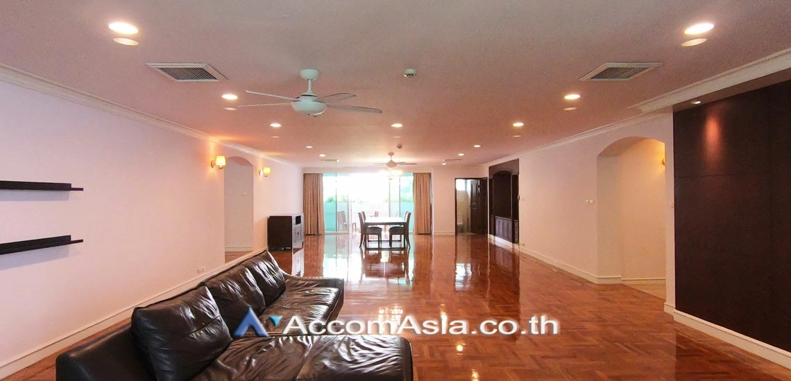 unitBig Balcony, Pet friendly |  3 Bedrooms  Apartment For Rent in Sukhumvit, Bangkok  near BTS Asok (10247)