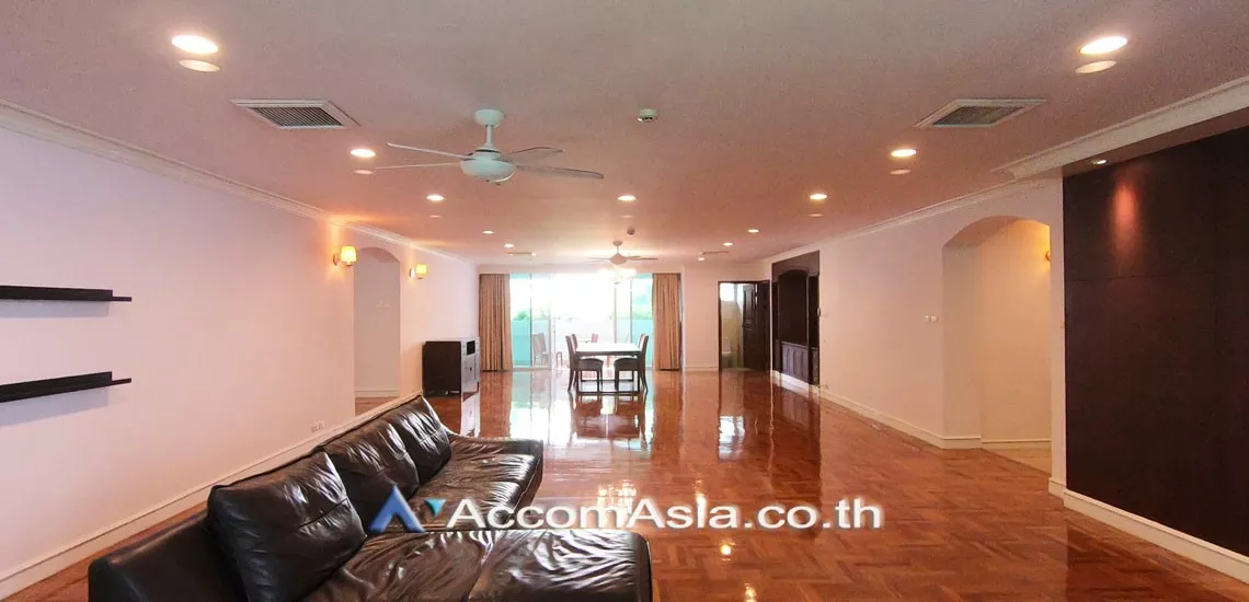 Big Balcony, Pet friendly |  The Truly Beyond Apartment  3 Bedroom for Rent BTS Phrom Phong in Sukhumvit Bangkok