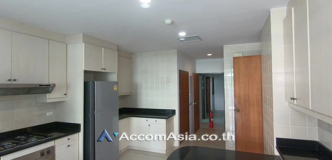 unitBig Balcony, Pet friendly |  3 Bedrooms  Apartment For Rent in Sukhumvit, Bangkok  near BTS Asok (10247)