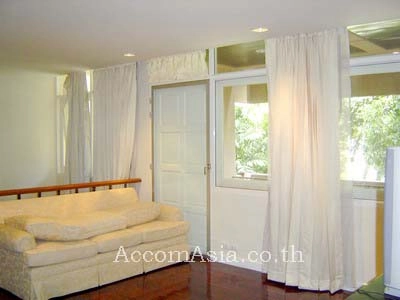 6  3 br Apartment For Rent in Ploenchit ,Bangkok BTS Ploenchit at Set among tropical atmosphere 10249