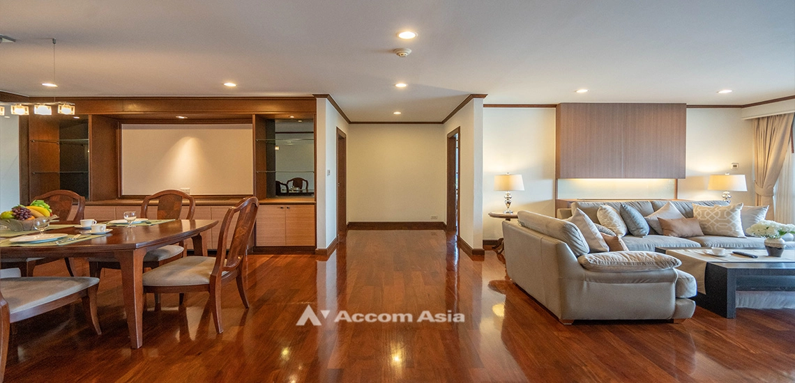 unitBig Balcony |  3 Bedrooms  Apartment For Rent in Sukhumvit, Bangkok  near BTS Asok - MRT Sukhumvit (AA10152)