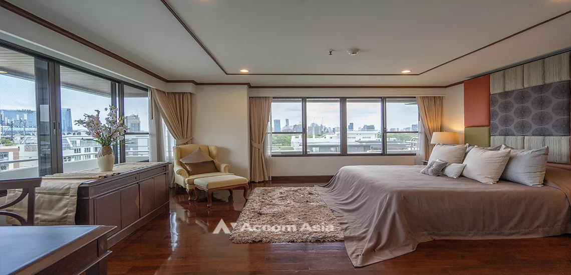 10  3 br Apartment For Rent in Sukhumvit ,Bangkok BTS Asok - MRT Sukhumvit at Warm Family Atmosphere AA10152