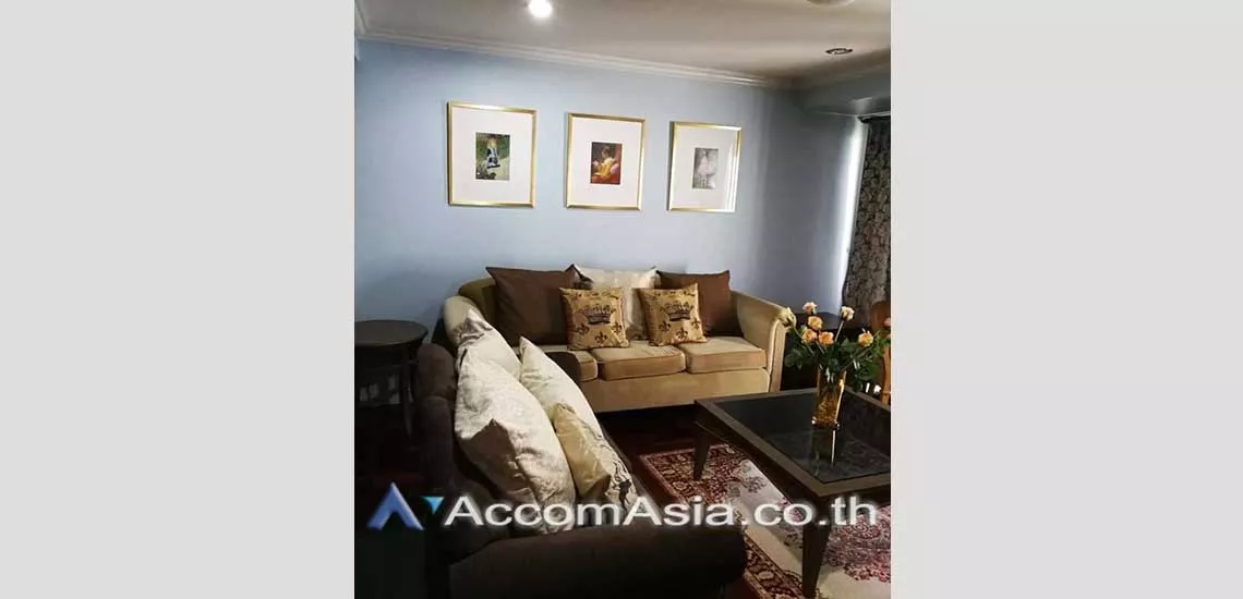  2  3 br Apartment For Rent in Phaholyothin ,Bangkok BTS Ari at Charming Homely Style AA10172