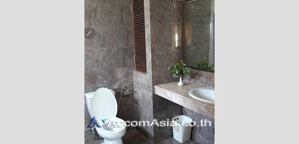 9  3 br Apartment For Rent in  ,Bangkok BTS Ari at Charming Homely Style AA10172