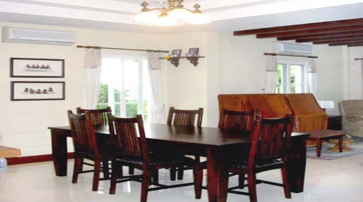  1  3 br House for rent and sale in Pattanakarn ,Bangkok BTS On Nut at Nantawan Village Onnuch 50150