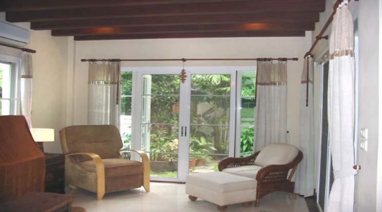 5  3 br House for rent and sale in Pattanakarn ,Bangkok BTS On Nut at Nantawan Village Onnuch 50150