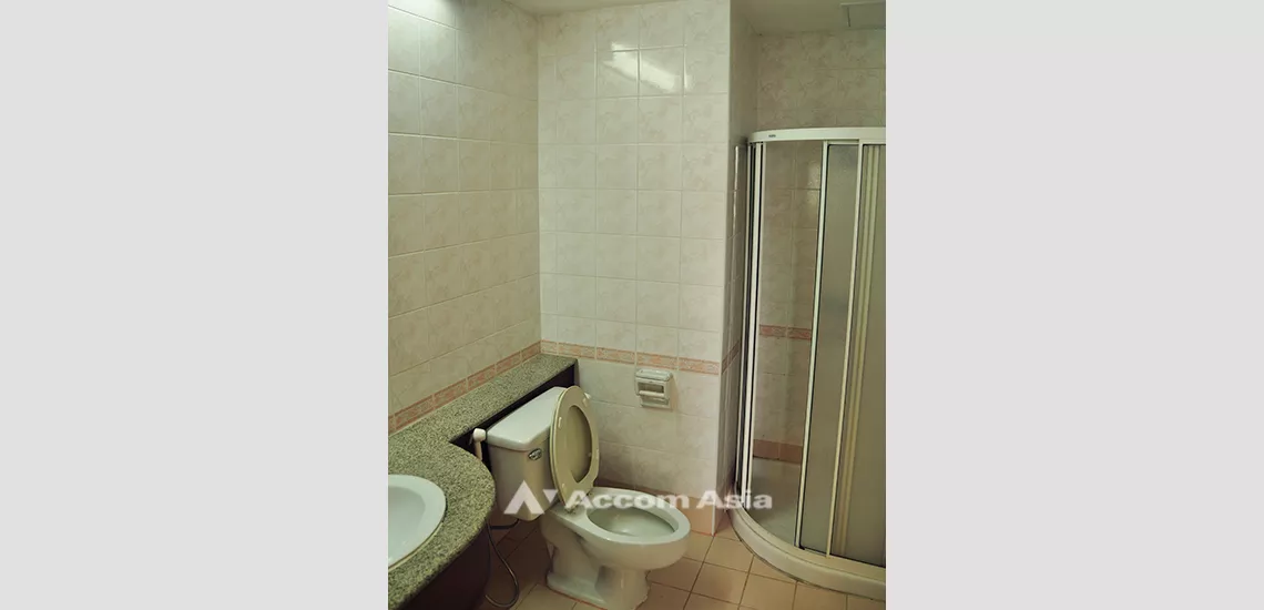11  2 br Condominium For Rent in Sathorn ,Bangkok BTS Sala Daeng - MRT Lumphini at Sathorn Gardens AA10190