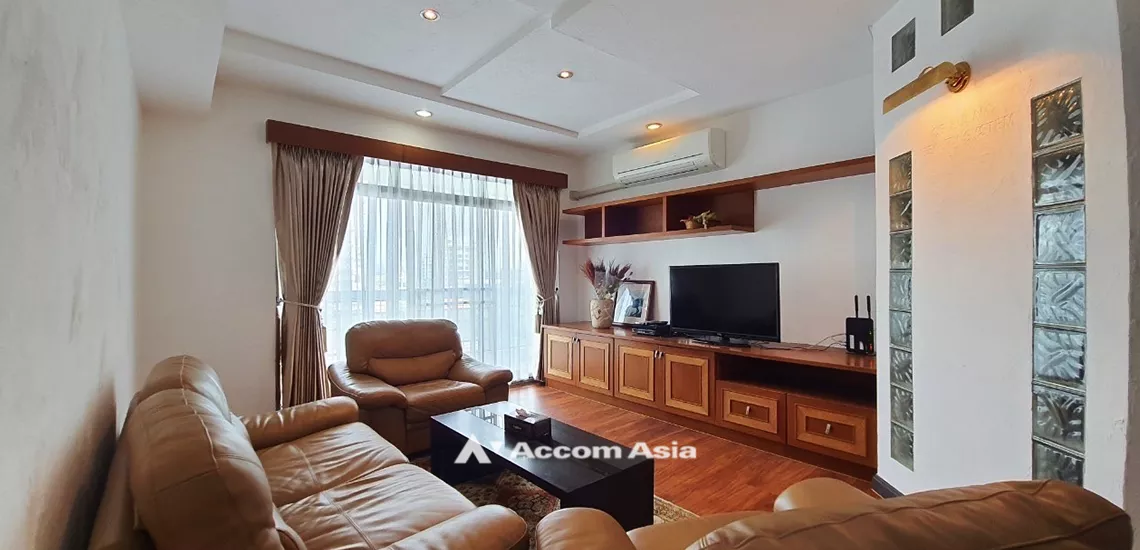  2  3 br Condominium For Rent in Sukhumvit ,Bangkok BTS Phrom Phong at Royal Castle AA10198