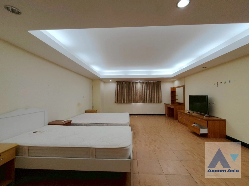 12  3 br Condominium for rent and sale in Sukhumvit ,Bangkok BTS Phrom Phong at Royal Castle Sukhumvit 39 AA10204