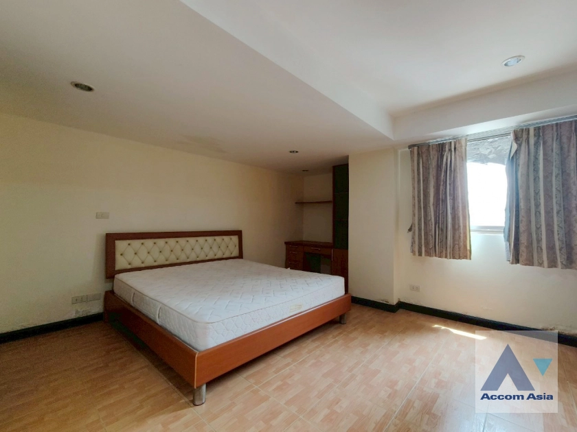 16  3 br Condominium for rent and sale in Sukhumvit ,Bangkok BTS Phrom Phong at Royal Castle Sukhumvit 39 AA10204