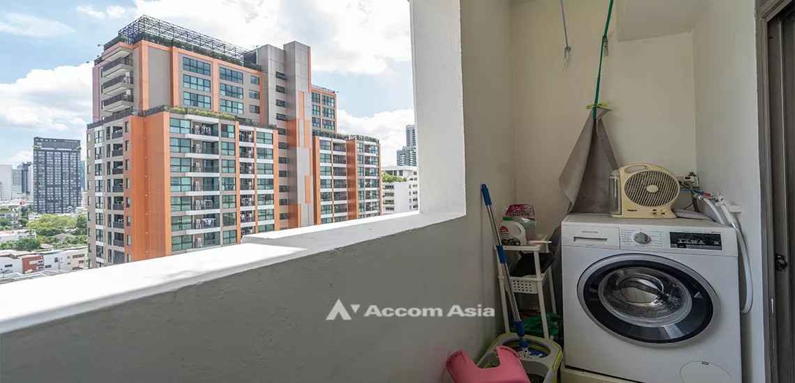 7  3 br Condominium For Rent in Sukhumvit ,Bangkok BTS Phrom Phong at Royal Castle AA10205