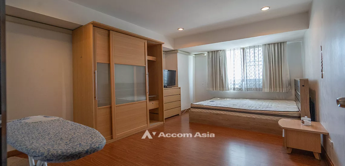 8  3 br Condominium For Rent in Sukhumvit ,Bangkok BTS Phrom Phong at Royal Castle AA10205