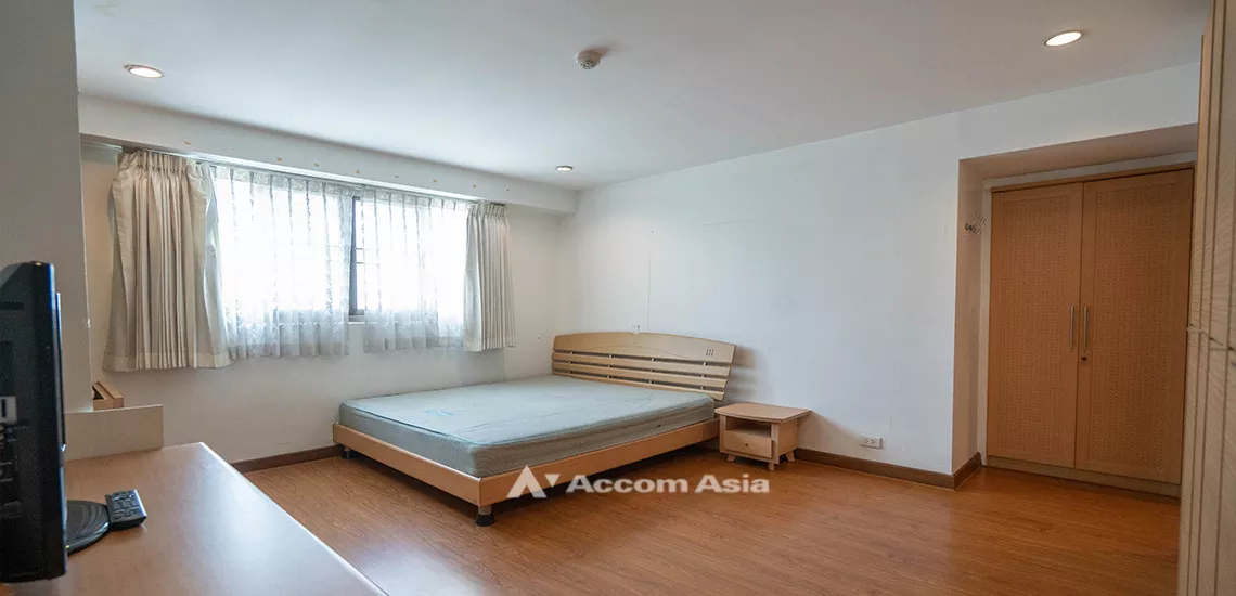 10  3 br Condominium For Rent in Sukhumvit ,Bangkok BTS Phrom Phong at Royal Castle AA10205