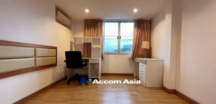 11  2 br Apartment For Rent in Sukhumvit ,Bangkok BTS Phra khanong at Stylish Low Rise Residence AA10208