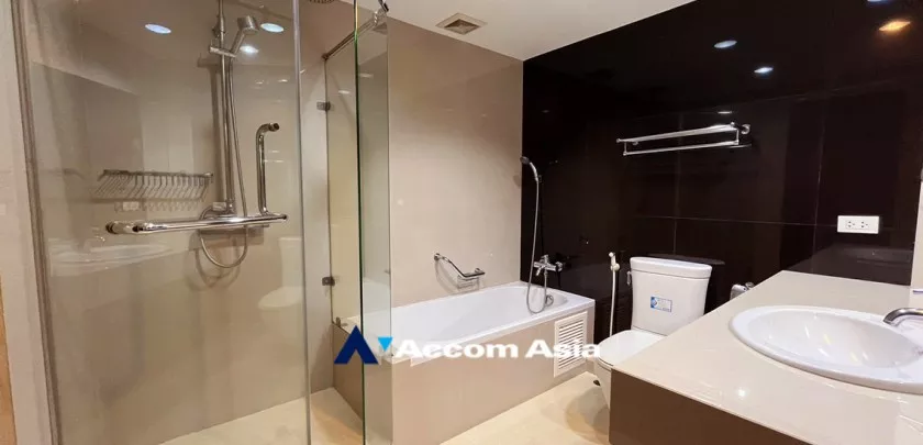 12  2 br Apartment For Rent in Sukhumvit ,Bangkok BTS Phra khanong at Stylish Low Rise Residence AA10208