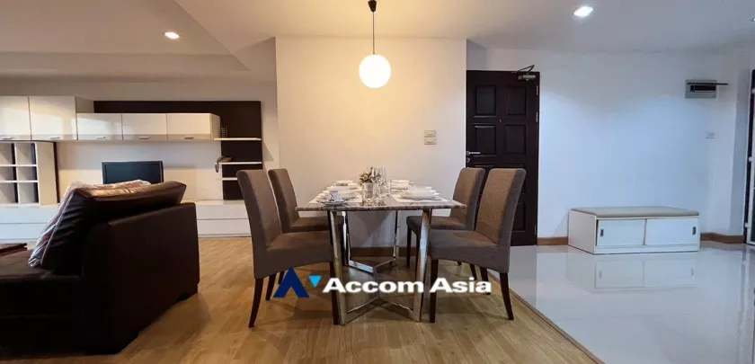 5  2 br Apartment For Rent in Sukhumvit ,Bangkok BTS Phra khanong at Stylish Low Rise Residence AA10208