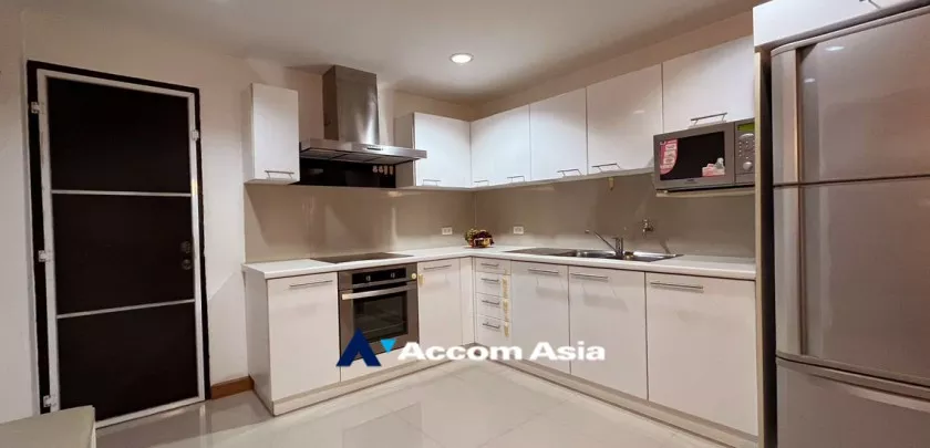 6  2 br Apartment For Rent in Sukhumvit ,Bangkok BTS Phra khanong at Stylish Low Rise Residence AA10208